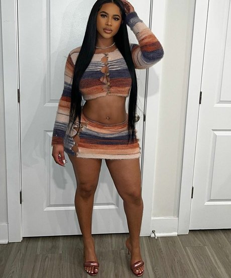 Nacktes geleaktes OnlyFans-Foto von Toni Cheri