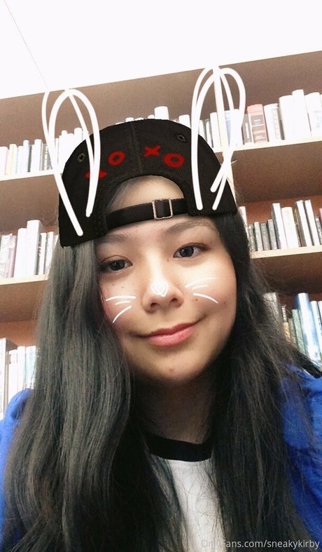 Nahá fotka uniklých OnlyFans od Sneakykirby