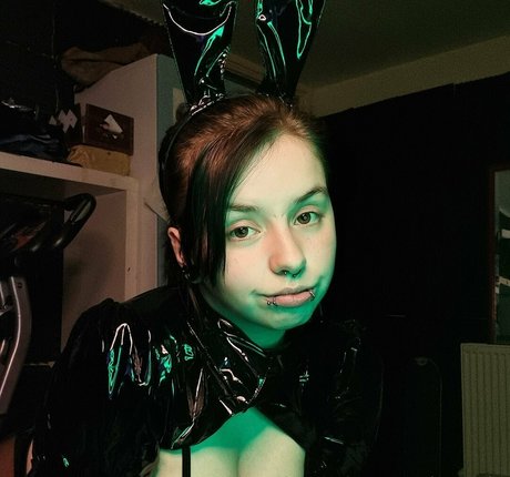 Alasti lekkinud OnlyFans-i pilt Naughtynuka