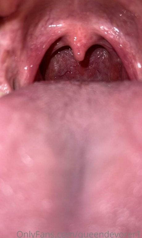 OnlyFans-model Queendevore1