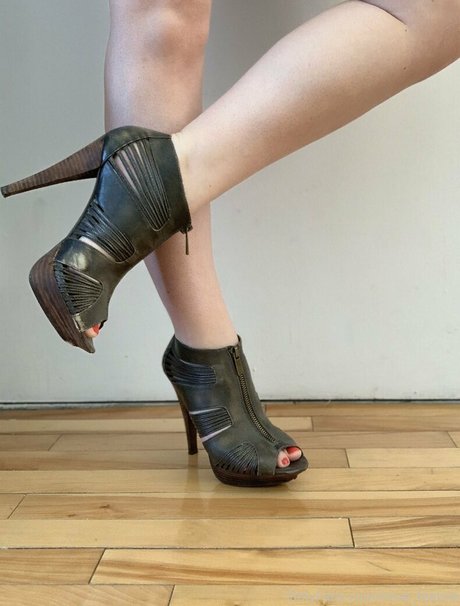 Nacktes geleaktes OnlyFans-Foto von Nixiefeetsie