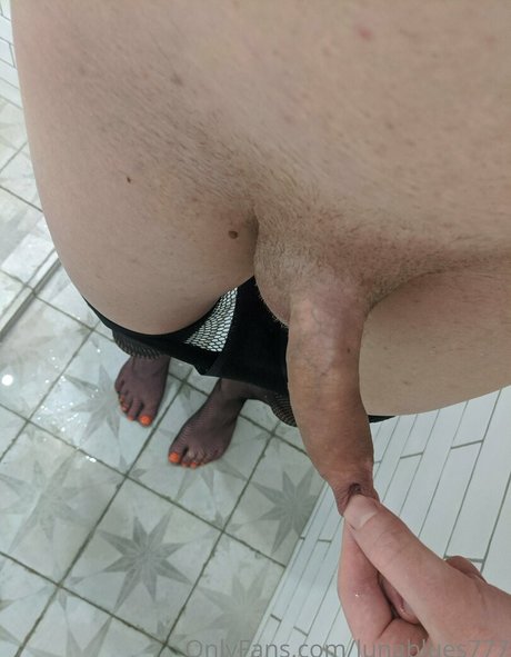 Naken lekkede OnlyFans-bilde av Lunablues777