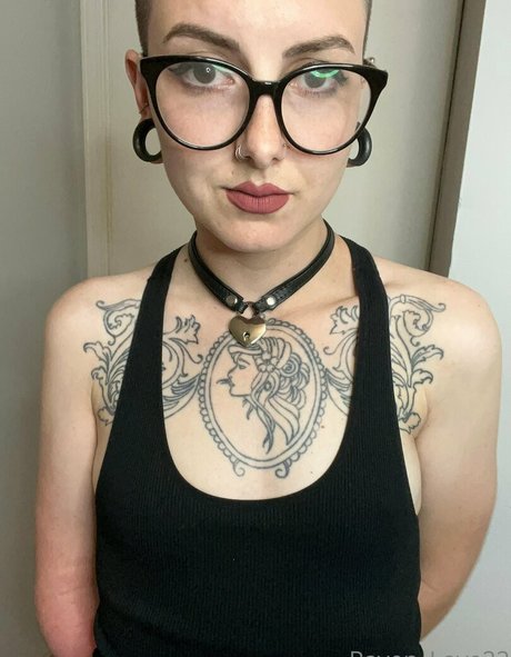 OnlyFans-model Ravenlove22