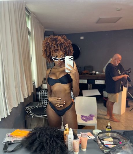 Alasti lekkinud OnlyFans-i pilt Bermudez Cortes