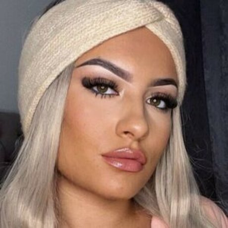 Foto di nudo di fuga di OnlyFans di Misselbelle