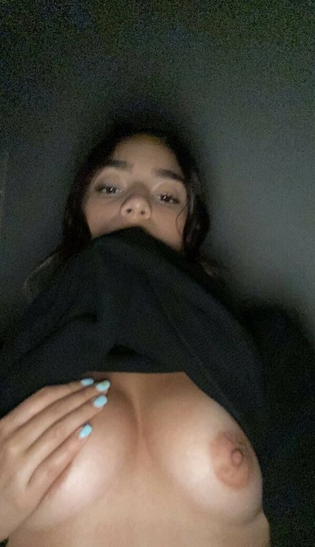 Alasti lekkinud OnlyFans-i pilt Pretty Boobs