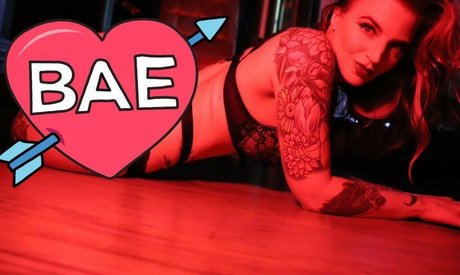 Naken lekkede OnlyFans-bilde av Kristen