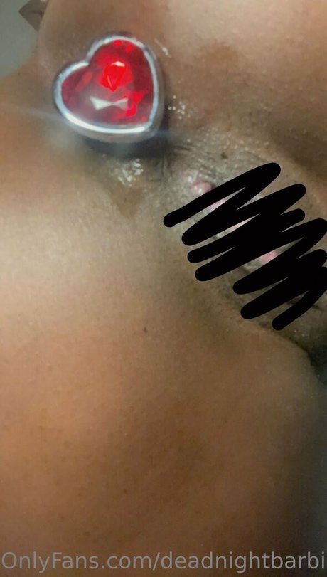 Nacktes geleaktes OnlyFans-Foto von Deadnightbarbie