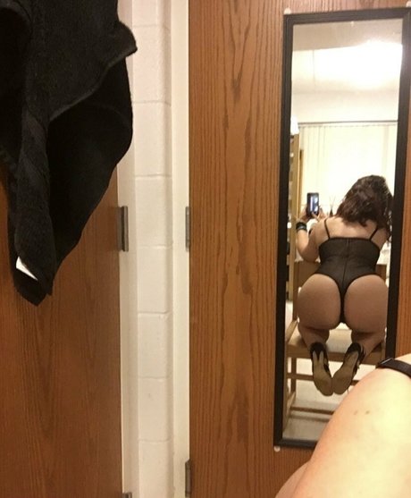 Naken lekkede OnlyFans-bilde av Assthetics108