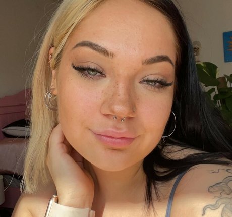 Photo nue de fuite OnlyFans de Beesbooty