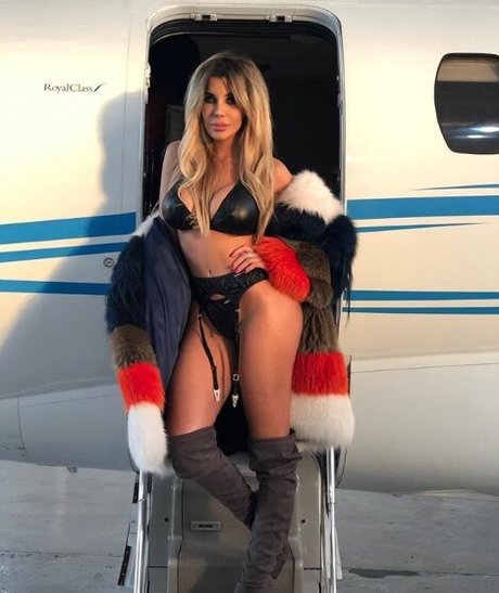Naken lekkede OnlyFans-bilde av Charlotte Caniggia