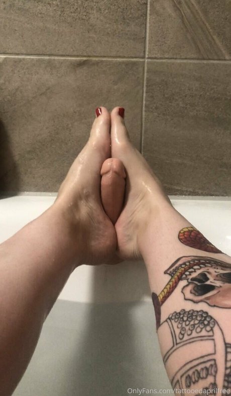 OnlyFans-model Tattooedaprilfree