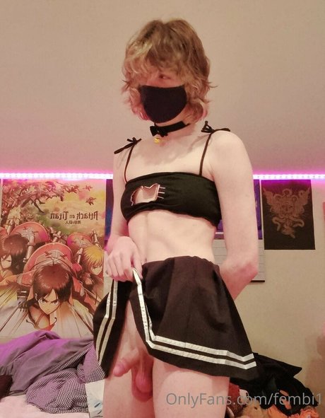 Alasti lekkinud OnlyFans-i pilt Fembi1