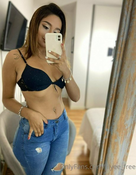 Nacktes geleaktes OnlyFans-Foto von Lilyeefree