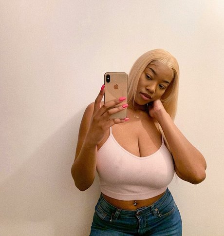 Nacktes geleaktes OnlyFans-Foto von Thecleopatraway