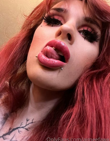 Nahá fotka uniklých OnlyFans od Aimeefawx