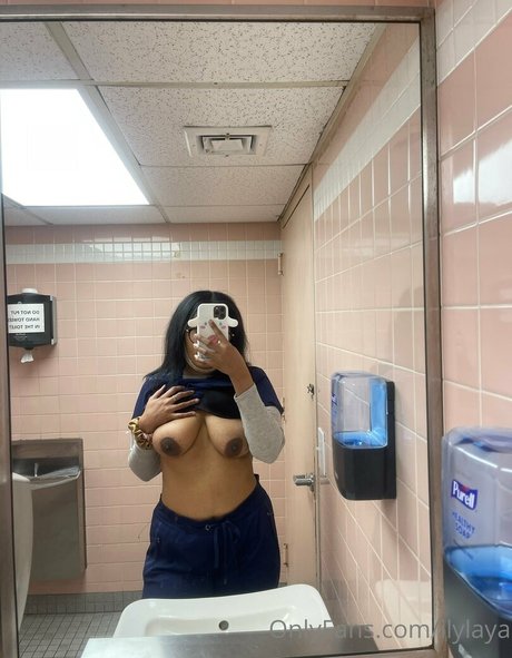 OnlyFans-model Wholelottalaya