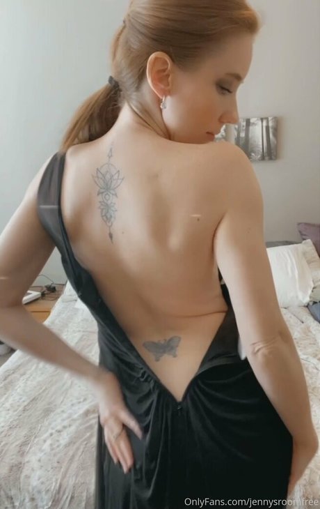 Jennysroompics OnlyFans泄露裸照