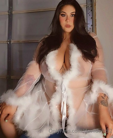 Naken lekkede OnlyFans-bilde av Devildollz92
