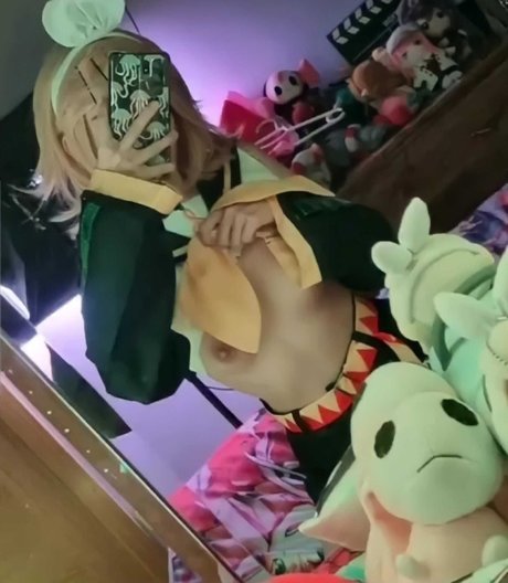 Nahá fotka uniklých OnlyFans od Hacchiwhitebear