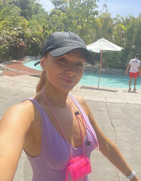 Elz The Witch OnlyFansリークヌード写真