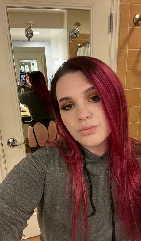 Nacktes geleaktes OnlyFans-Foto von Myamorgan2000