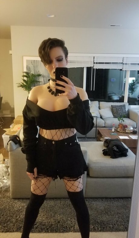 Обнаженная фотография утечки OnlyFans от Dattocosplay