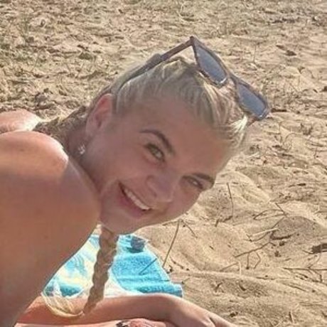 Nahá fotka uniklých OnlyFans od Bethgraceee