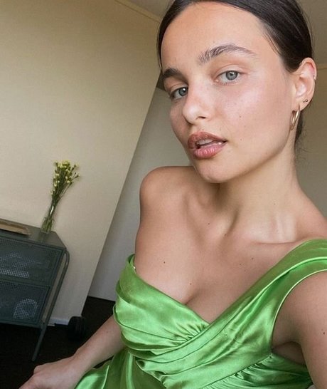 OnlyFans-model Ruxandra Porojnicu