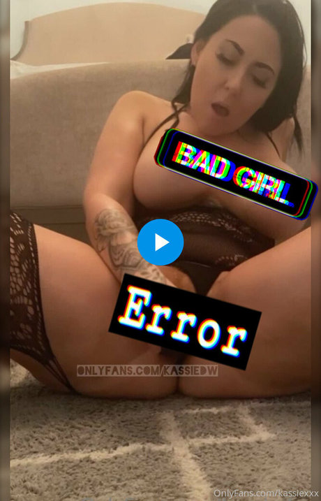 Alasti lekkinud OnlyFans-i pilt Kassiexxx