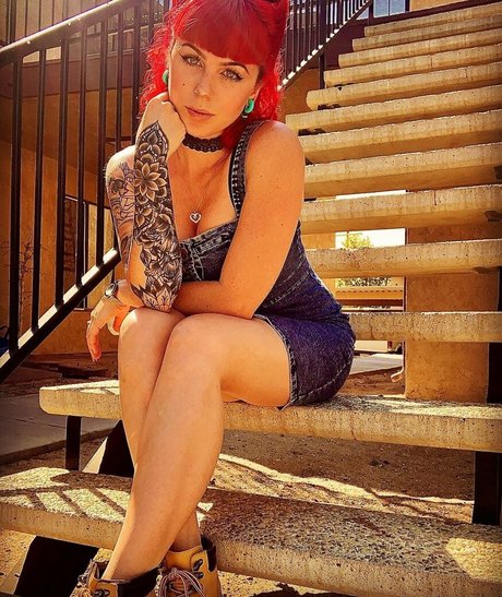 Alasti lekkinud OnlyFans-i pilt Punkqueenxoxo