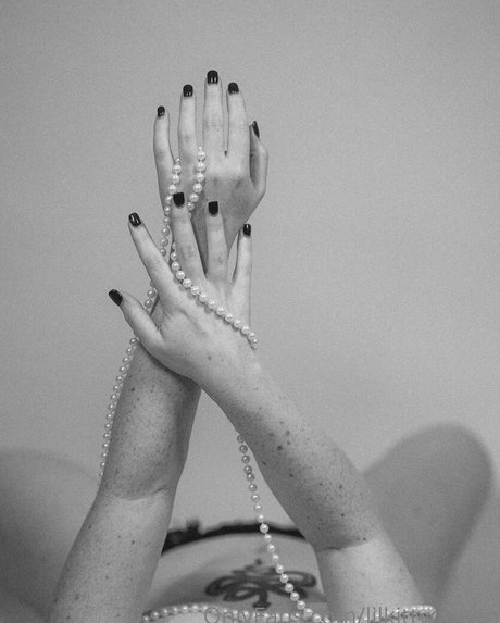 Обнаженная фотография утечки OnlyFans от Lilkittyqueen