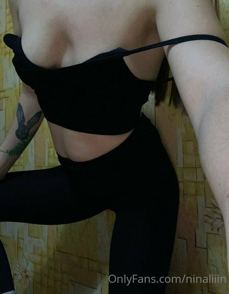 Naken läckt OnlyFans-bild av Nina Liin