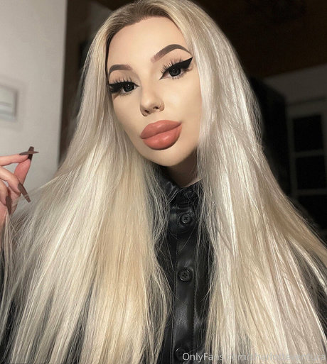 Photo nue de fuite OnlyFans de Charlotteventura