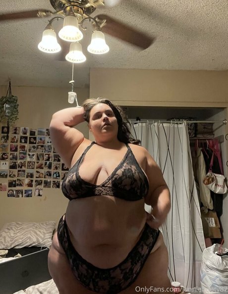 Обнаженная фотография утечки OnlyFans от Jenniebooty87