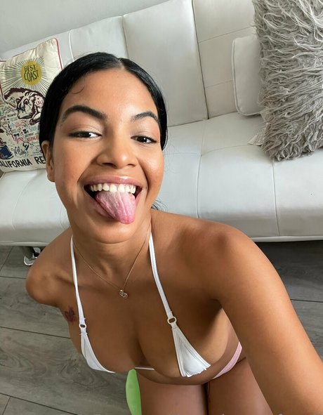 Therealmayafarrell naked leaks OnlyFans pic