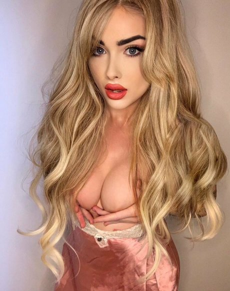 Nahá fotka uniklých OnlyFans od Underc0verl0vers