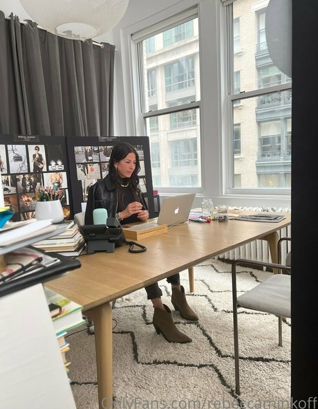 Nacktes geleaktes OnlyFans-Foto von Rebeccaminkoff