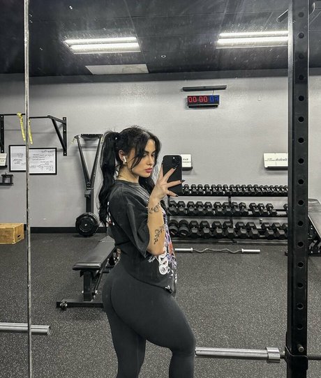 Photo nue de fuite OnlyFans de Athena Aragon