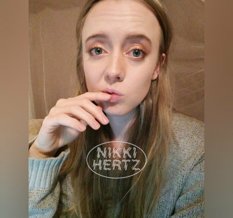 Thenikkihertz naked leaks OnlyFans pic