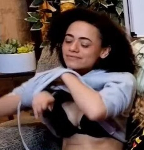 Обнаженная фотография утечки OnlyFans от Blackkrystal