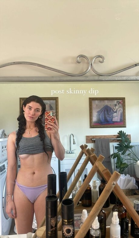 Nahá fotka uniklých OnlyFans od Cowgirlbrooklyn