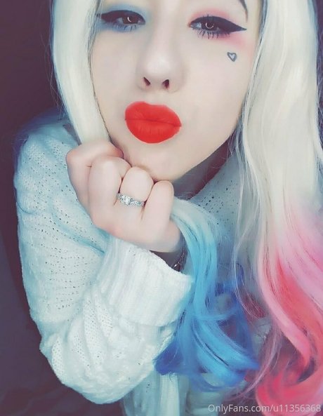 Nahá fotka uniklých OnlyFans od Gothickitti