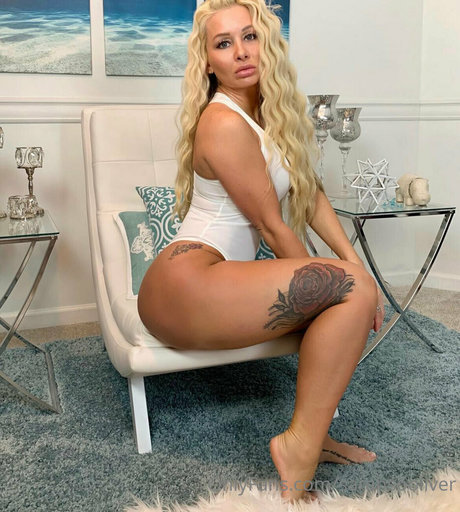 Nahá fotka uniklých OnlyFans od Sarahsooliver