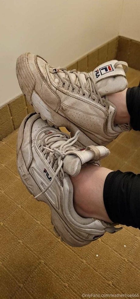 Photo nue de fuite OnlyFans de Leatherhoe666