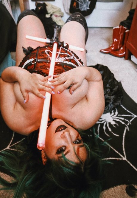 Nacktes geleaktes OnlyFans-Foto von Cherrywavesxxx