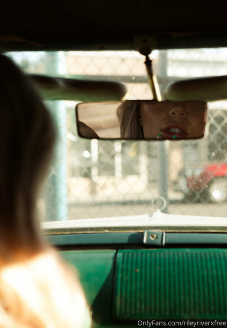 Foto di nudo di fuga di OnlyFans di Rileyriverxfree