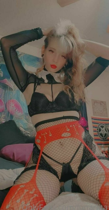 Alasti lekkinud OnlyFans-i pilt Lunarlita