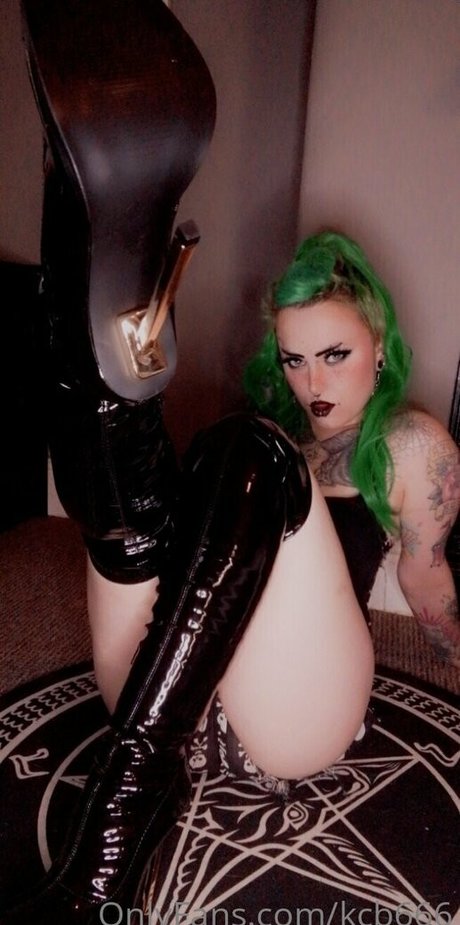 Nahá fotka uniklých OnlyFans od Kcb666