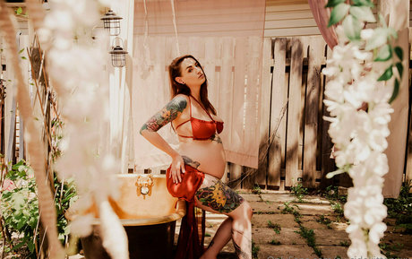 Naakte gelekte OnlyFans-foto van Suicidekittenxxx